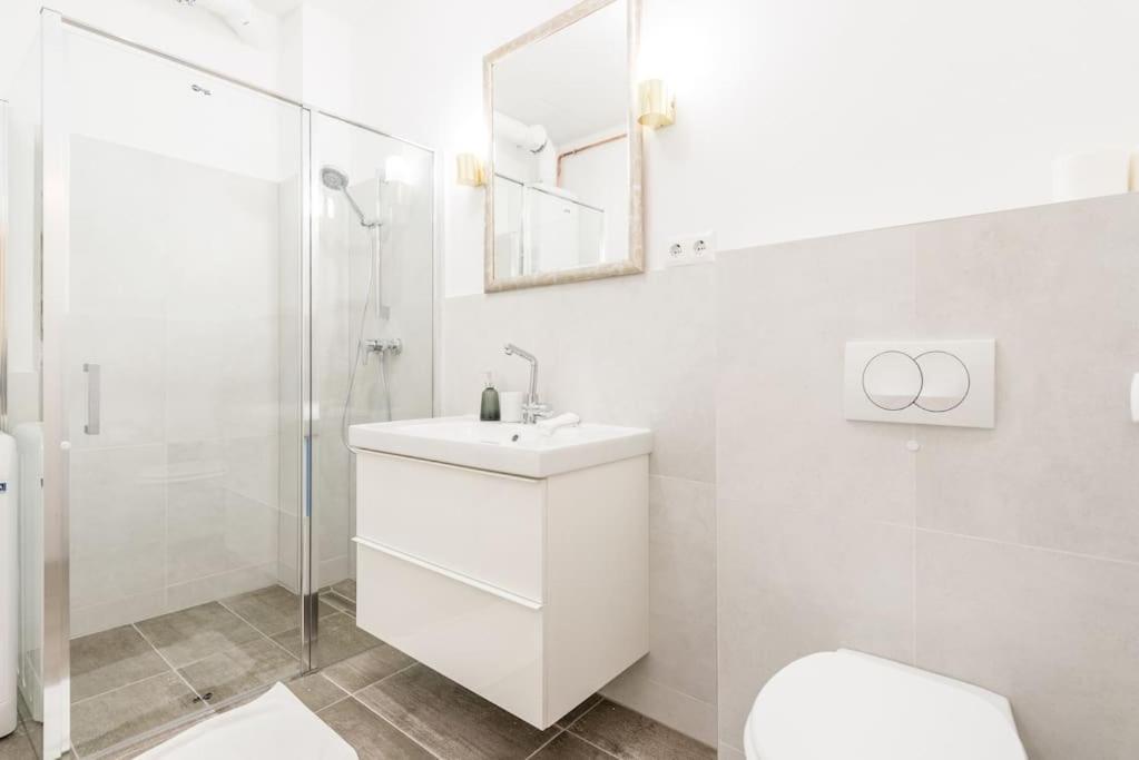 Venus Apartments - King Street I บูดาเปสต์ ภายนอก รูปภาพ
