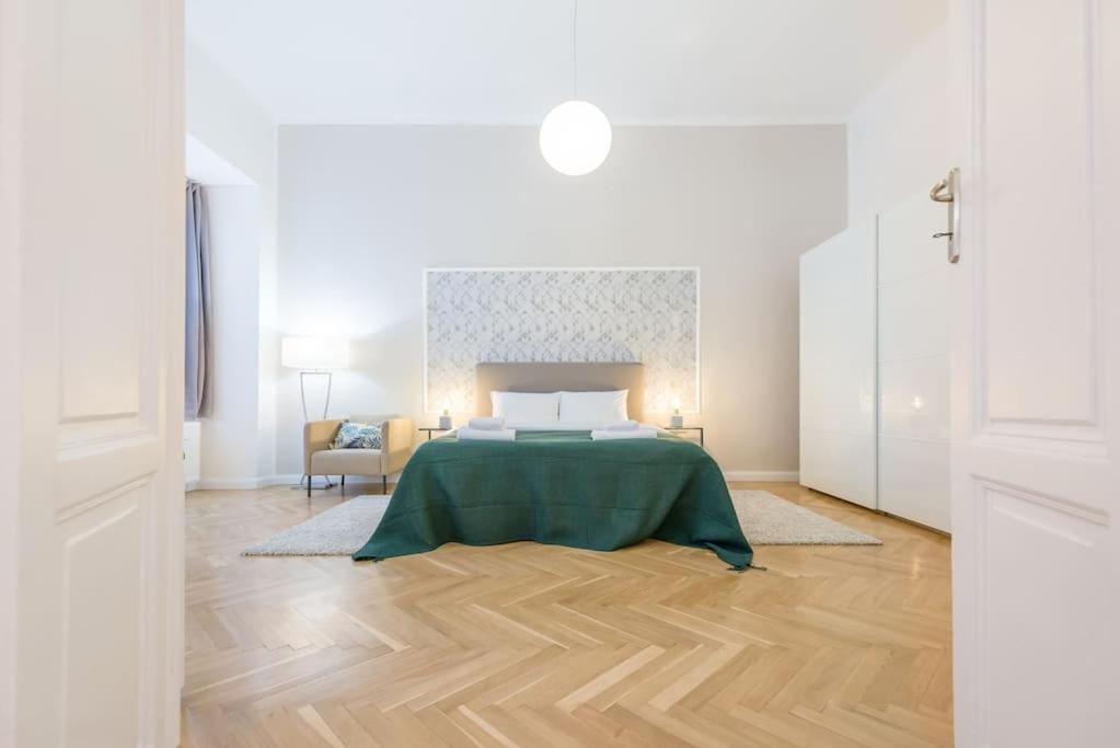 Venus Apartments - King Street I บูดาเปสต์ ภายนอก รูปภาพ